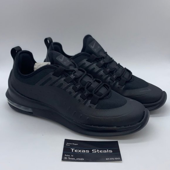 nike air max axis triple black